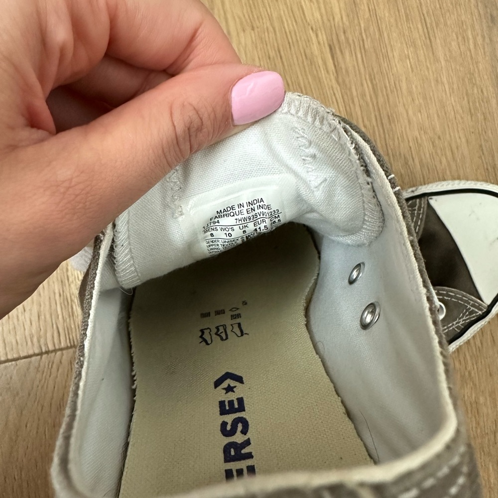 Converse - Picture 3 of 3